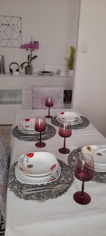 Delux Apartments Vele Split Bagian luar foto